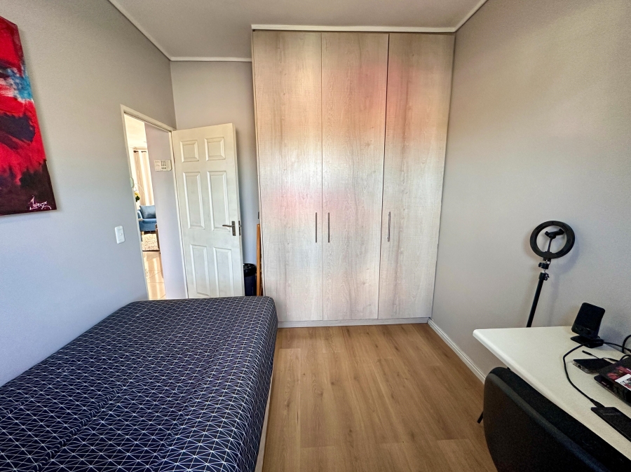 2 Bedroom Property for Sale in Parklands Western Cape